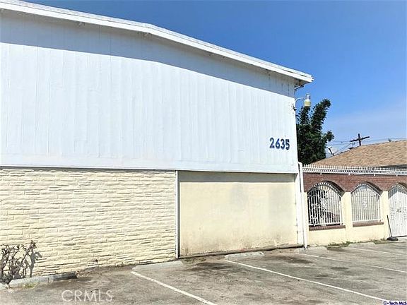 2nd image of 2635 S Cloverdale Ave