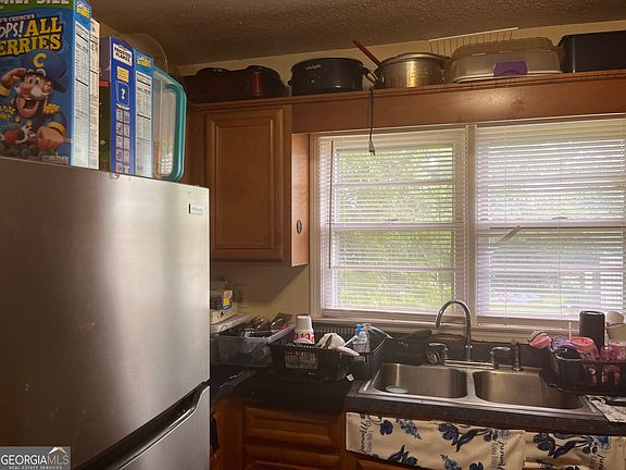 4th image of 91 W Lipham St