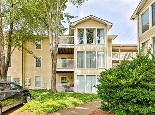 1102 Augusta Dr SE, Marietta, GA 30067