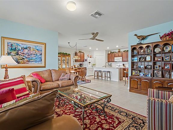 3rd image of 7025 WATERFORD PARKWAY