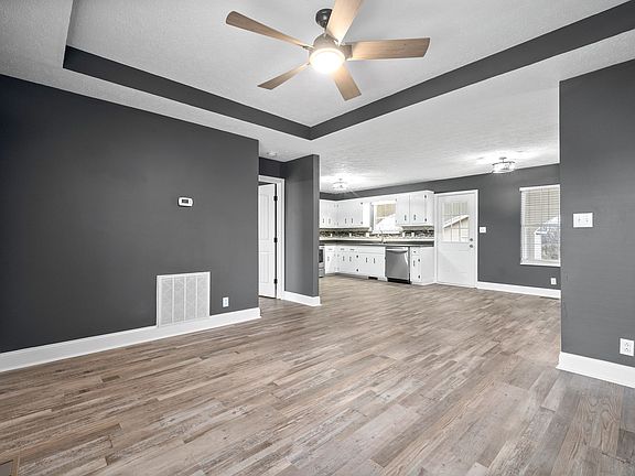 4th image of 3410 Sand Piper Dr