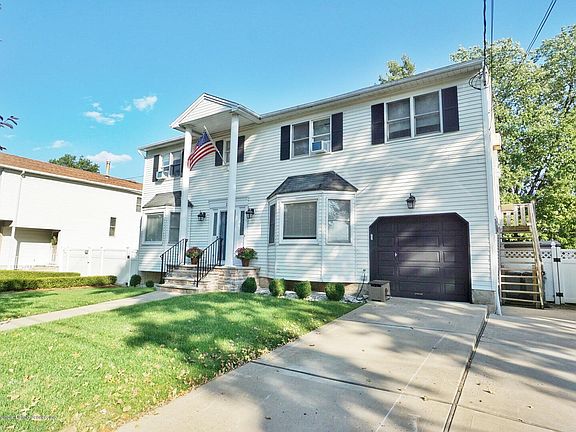 3rd image of 22 Buffington Ave