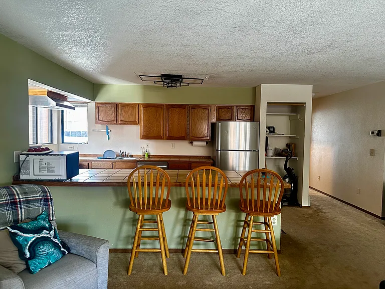 742 Lagoon Dr #B — Photo 17