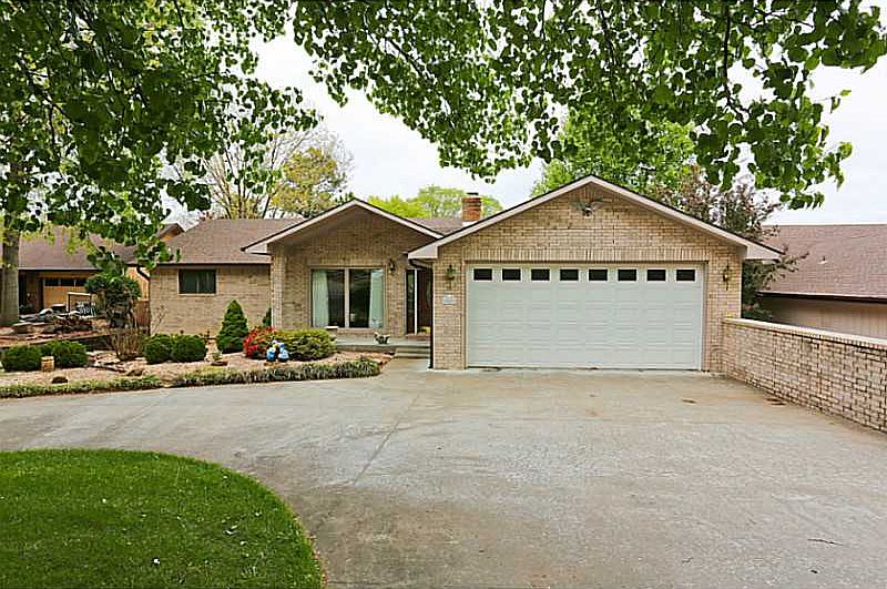 1st image of 48 Pimlico Dr