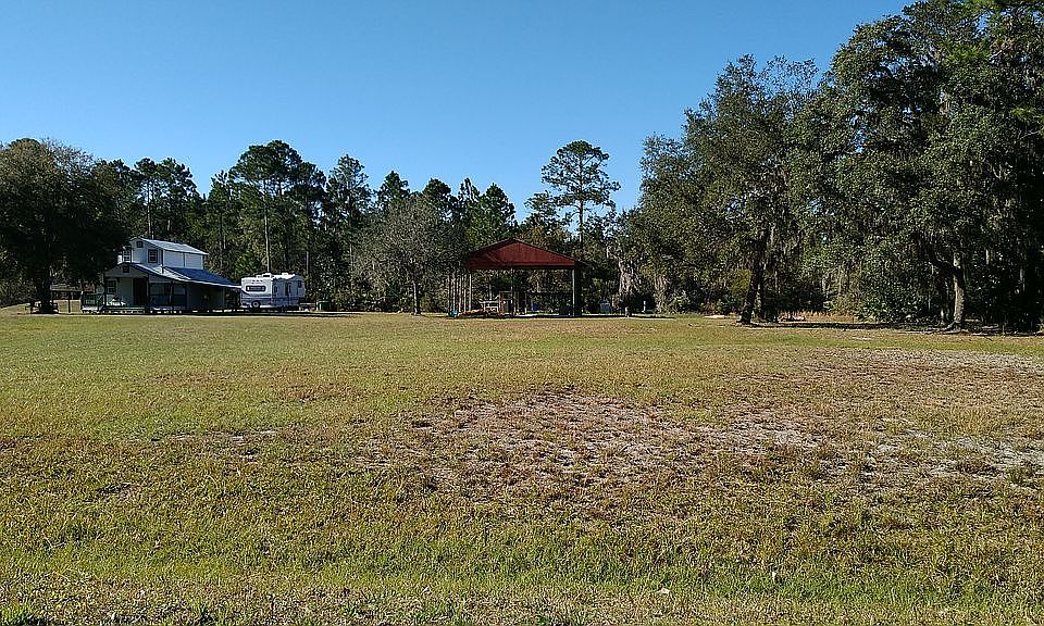 2nd image of 119 Cedar Creek Rd
