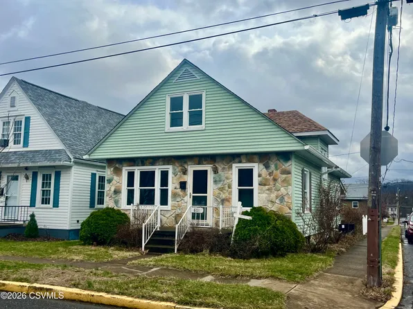 801 Orange St, Selinsgrove, PA 17870