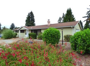 276 Edinburgh Dr, Camano Island, WA 98282