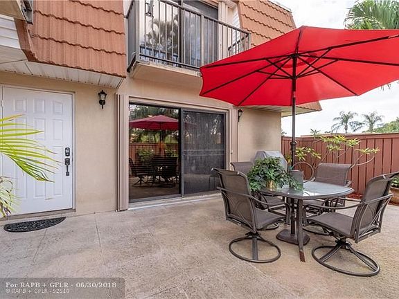 2nd image of 2909 Waterford Dr N #2909