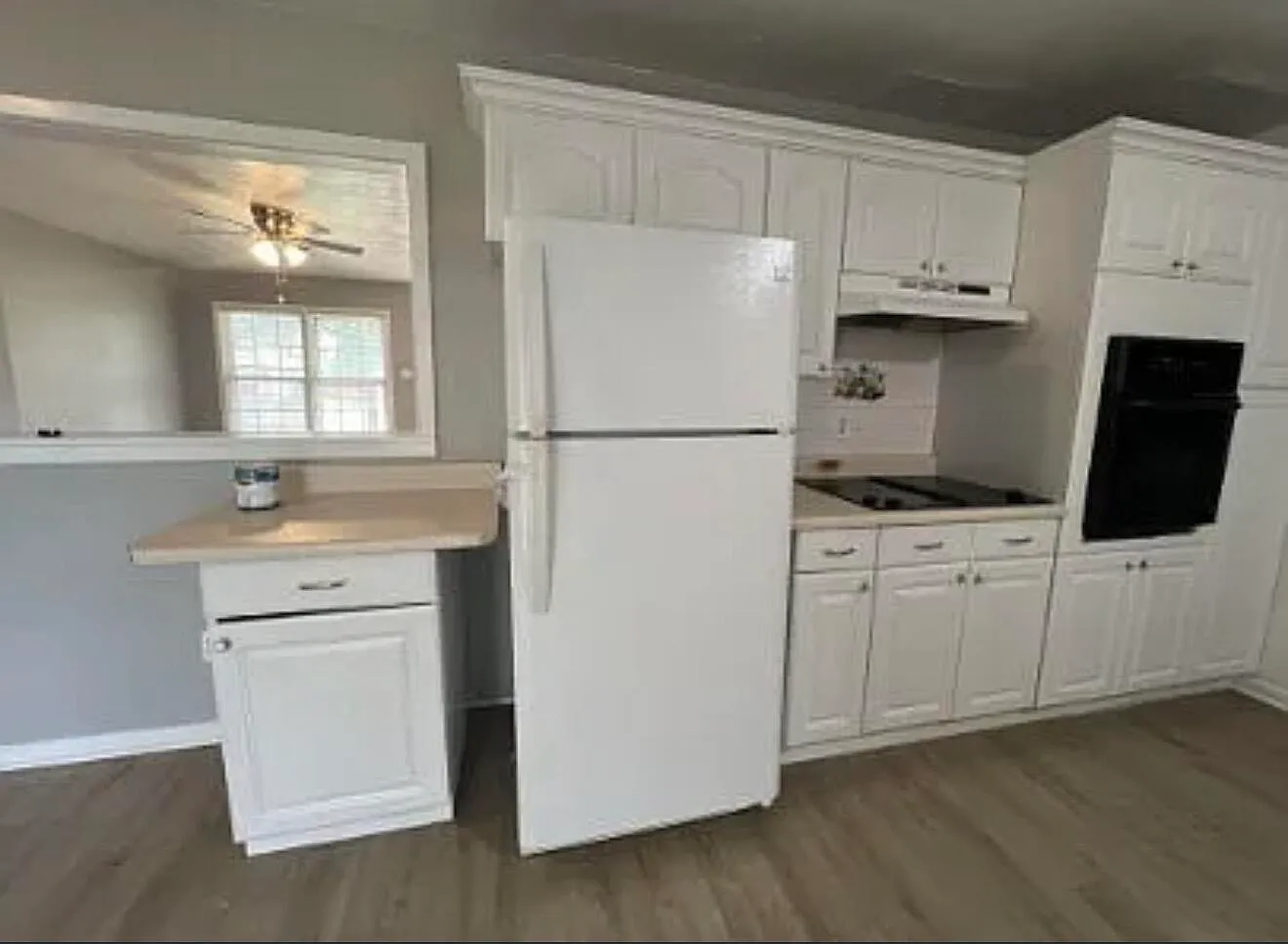 3 bed, 2.0 bath, 1088 sqft, $1,295 — Photo 4
