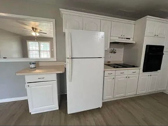 4th image of 1926 68th St