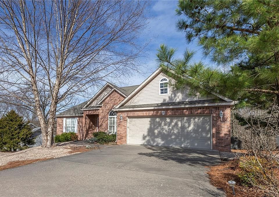 1st image of 12 Timbercrest Ln