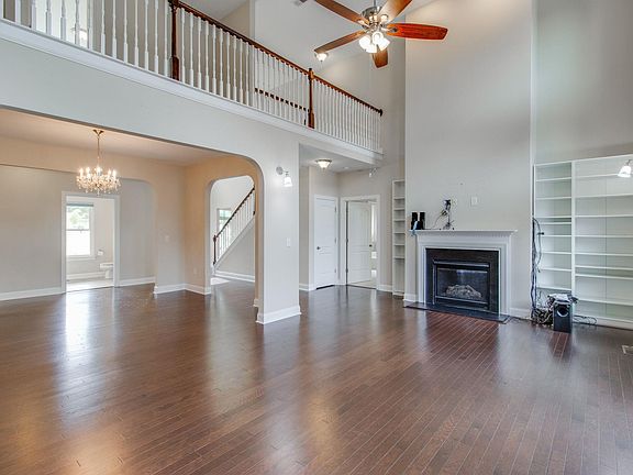 5th image of 140 Living Waters Blvd