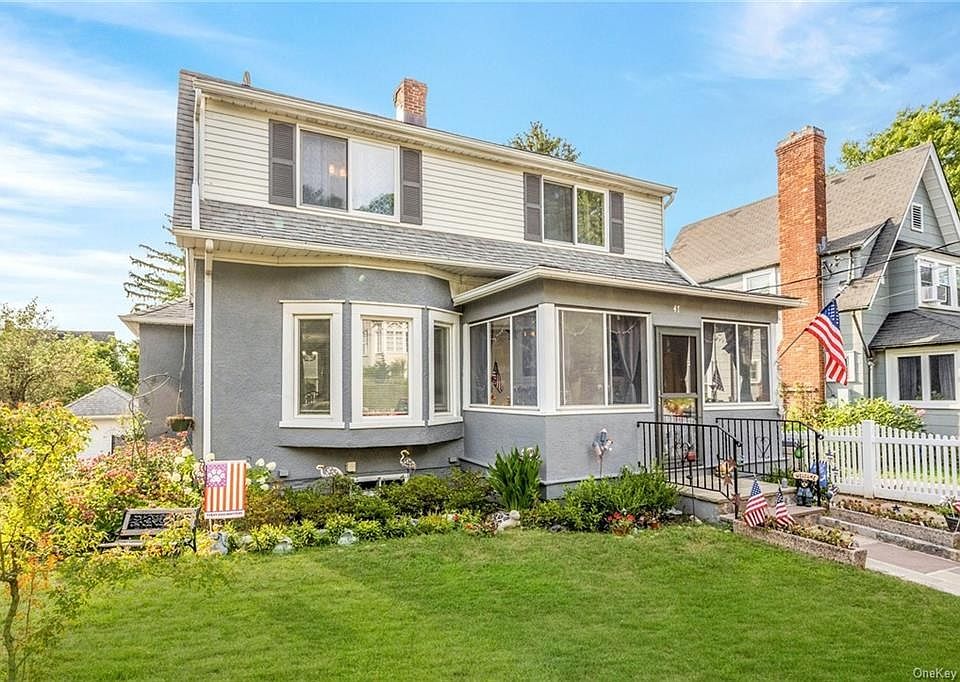 1st image of 47 Lawrence Ave