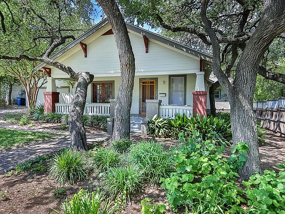 Historic neighborhood with heritage oak trees