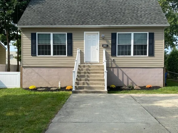 808 Fifth Ave, Croydon, PA 19021