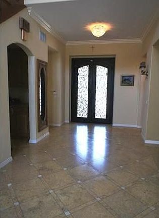 5th image of 1366 Bentley Ct