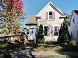 1323 Winnebago St, La Crosse, WI 54601