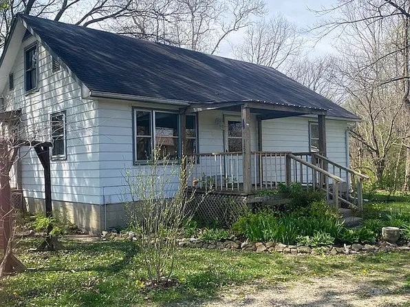 1259 Parks Dr, Spencer, IN 47460