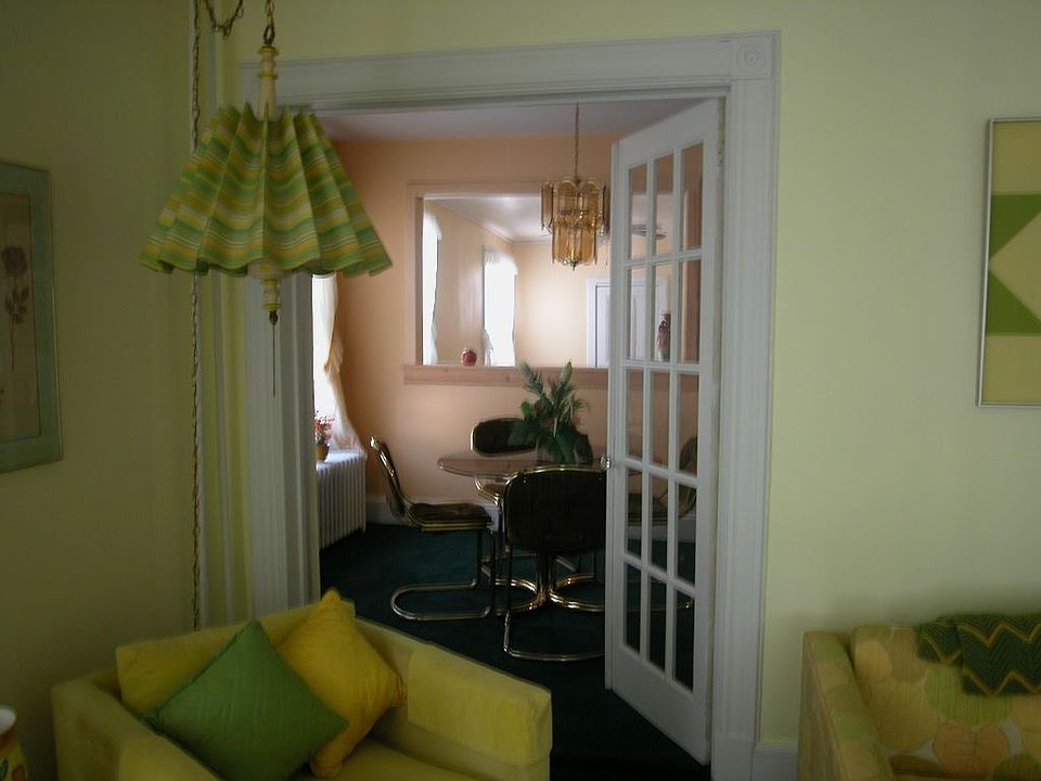 2nd image of 376 Hasbrouck Ave