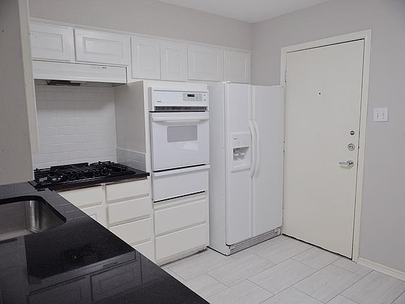 3rd image of 3436 McFarlin Blvd APT B