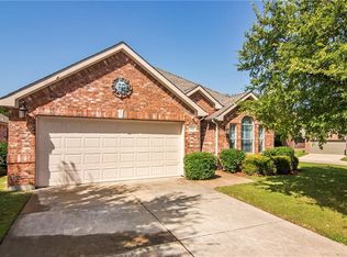 918 Sycamore Ct, Fairview, TX 75069