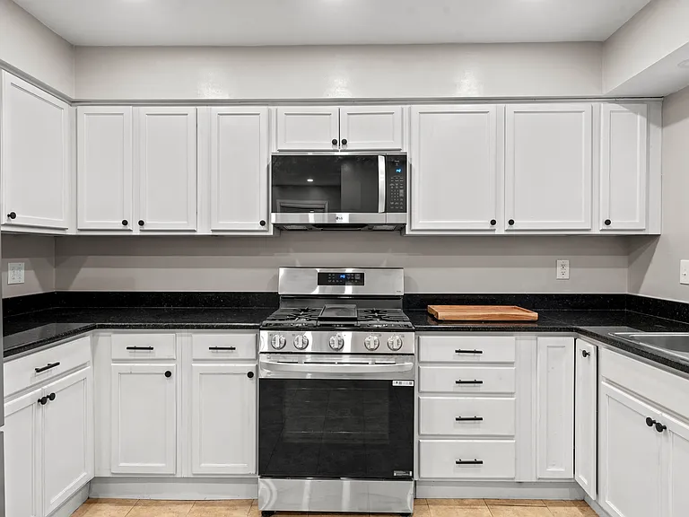 2277 S Overlook Rd — Photo 19