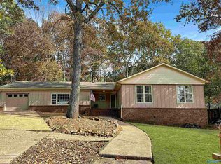 10105 Versailles Dr SE, Huntsville, AL 35803