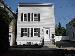 1118 4th St, Rensselaer, NY 12144