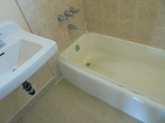 4th image of 422 N Chandler Ave APT M