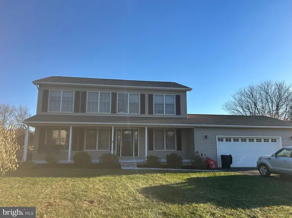 158 New Thomas Dr, Charles Town, WV 25414