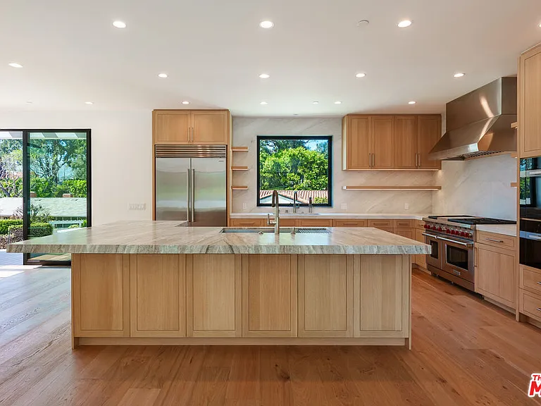 382 Aderno Way — Photo 16