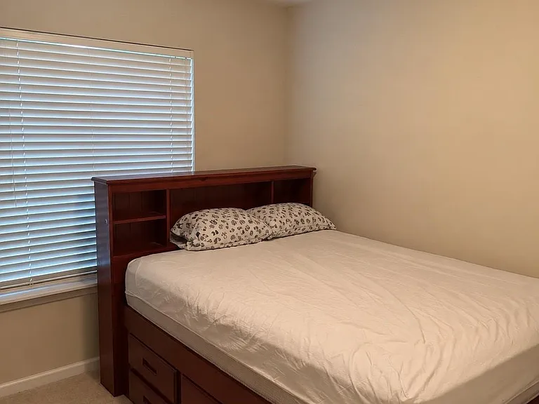 882 Pelican Bay Dr — Photo 17