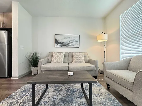 1515 Flournoy Loop, Clearwater, FL