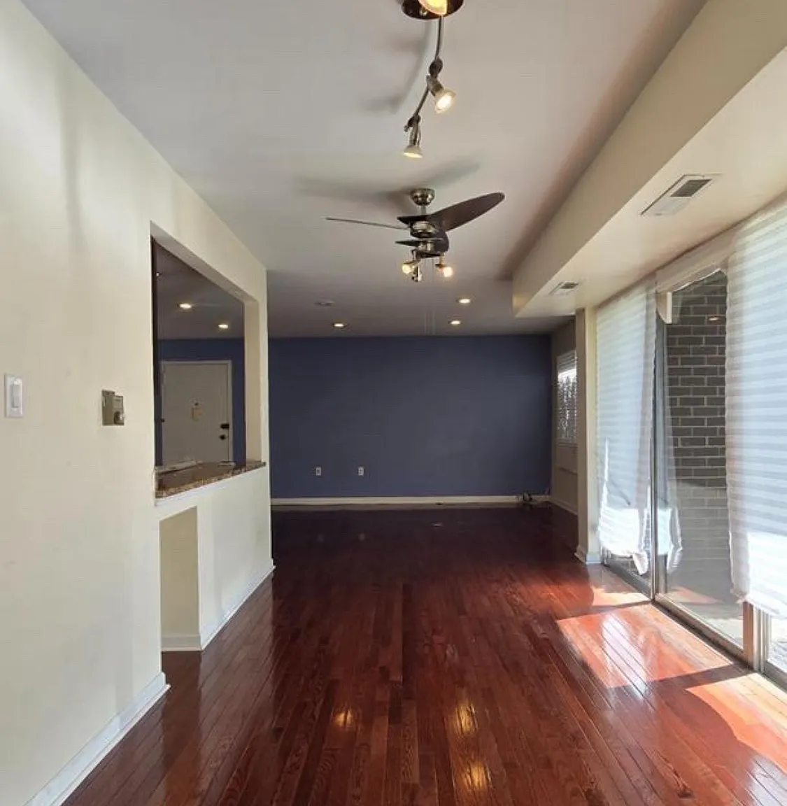 1 bed, 707 sqft, $1,795 — Photo 1