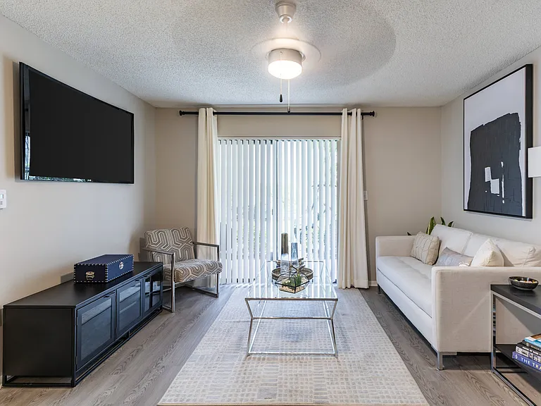 The Lauderdale at Hampton Pines — Photo 24