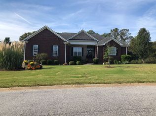 132 Deyoung Meadows Dr, Greer, SC 29651