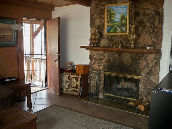 3rd image of 274 Kern Ave