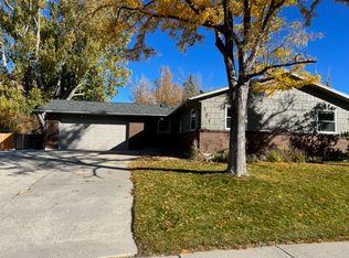 101 Sherwood Cir, Casper, WY 82609