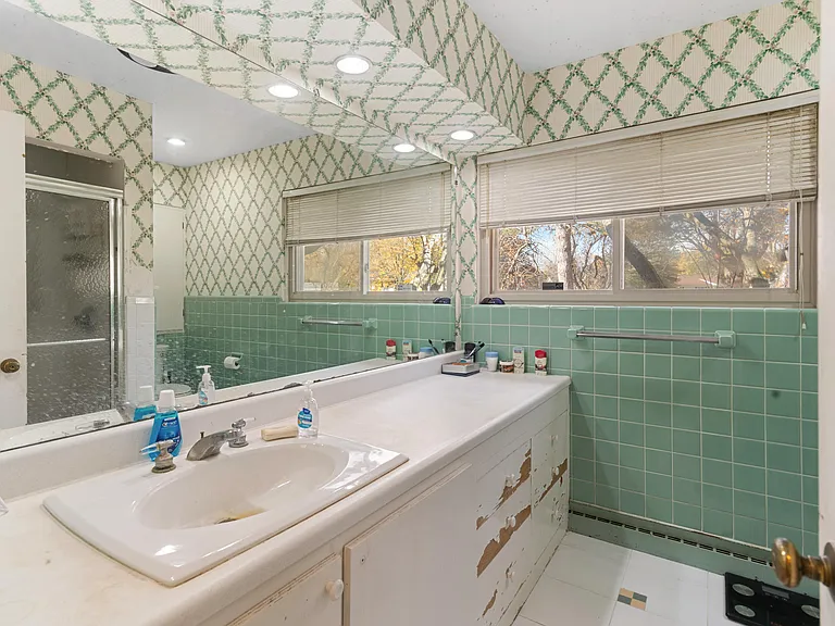 4105 Riverview Dr — Photo 19