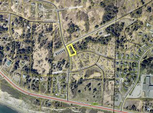 1205 Eric Ln, Homer, AK 99603