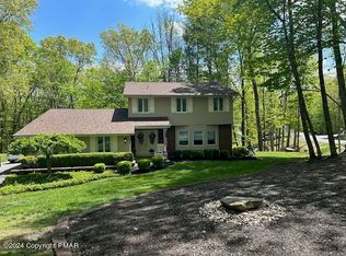 2103 Knob Hill Cir, East Stroudsburg, PA 18302