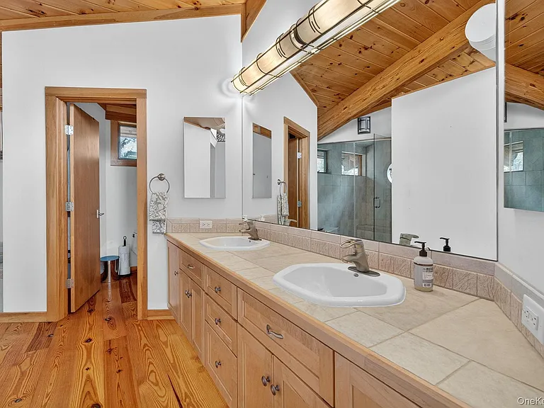 106 Mountain Laurel Ln — Photo 19