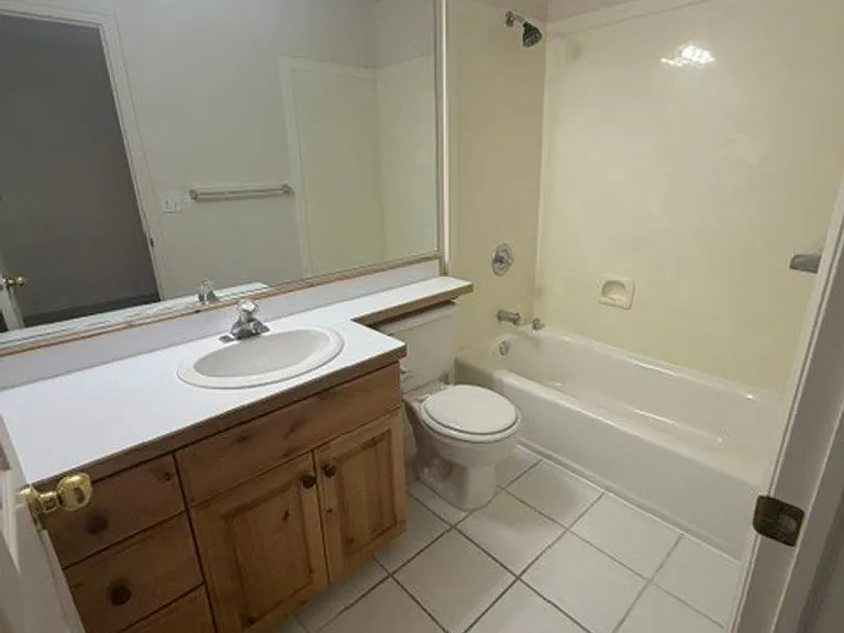 1735 W 540 N #1305 — Photo 7