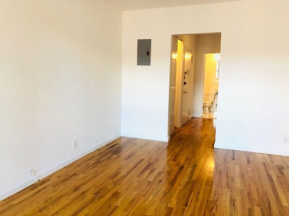 2nd image of 328 E 93rd St #B5