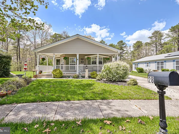 28 Knollwood Dr, Mays Landing, NJ 08330