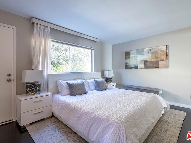 18065 Coastline Dr #4 — Photo 12