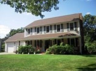 10 Hazel St, Westerly, RI 02891