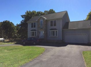 1159 Steele Circle, Bushkill, PA 18324