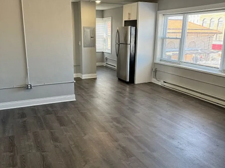 Maple Commons Apartments — Photo 26