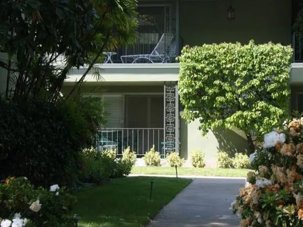 319 S Orange Grove Blvd, Pasadena, CA 91105
